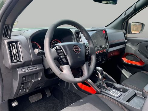 New 2026 Nissan Frontier PRO-4X w/ Tow Package AWD/4WD image 10