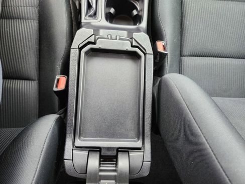 Used 2018 Toyota RAV4 LE w/ All Weather Liner Package image 22