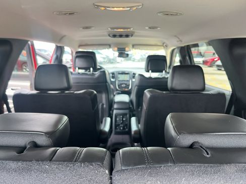 Used 2018 Dodge Durango GT AWD/4WD image 34