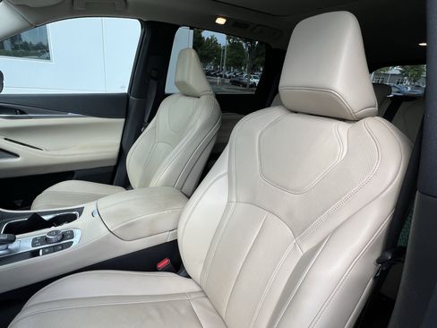 Used 2024 INFINITI QX60 Luxe FWD image 16