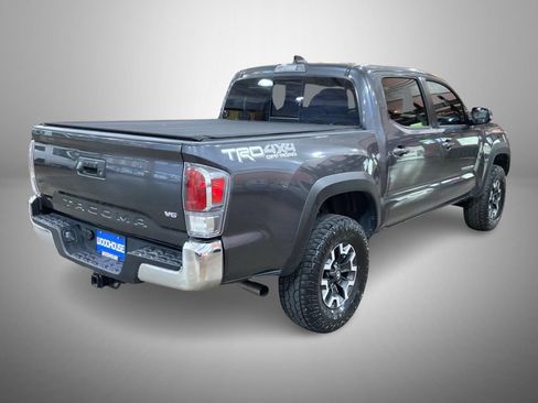 Used 2021 Toyota Tacoma TRD Off-Road AWD/4WD image 5