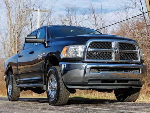 Used 2018 RAM 2500 Tradesman w/ Chrome Appearance Group image 6