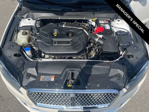 Used 2020 Lincoln MKZ Reserve w/ Luxury Package AWD/4WD image 9