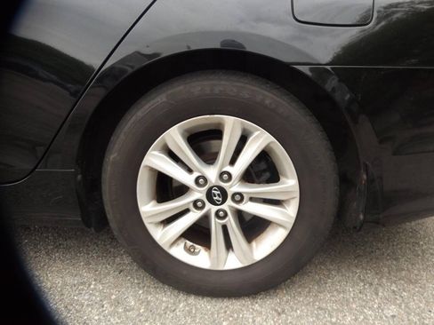 Used 2013 Hyundai Sonata GLS w/ Popular Equipment Pkg FWD image 12