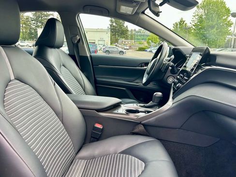Certified 2024 Toyota Camry SE w/ Cold Weather Package FWD image 16