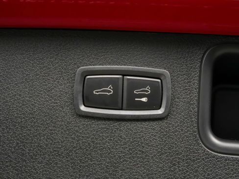 New 2026 Porsche Macan GTS image 14