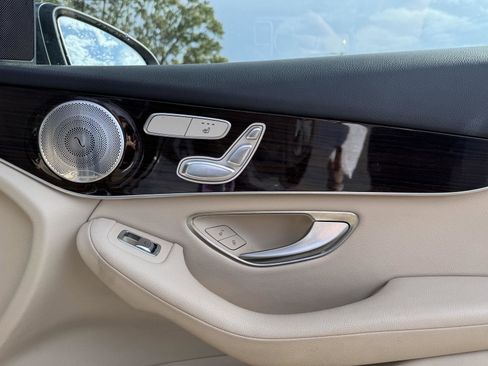 Used 2017 Mercedes-Benz GLC 300 image 28