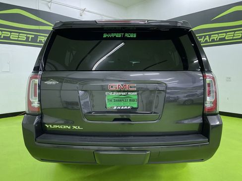 Used 2017 GMC Yukon XL SLT image 8