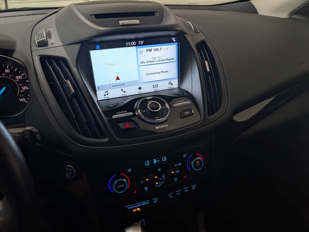 Used 2017 Ford Escape Titanium w/ Canadian Touring Package AWD/4WD image 9