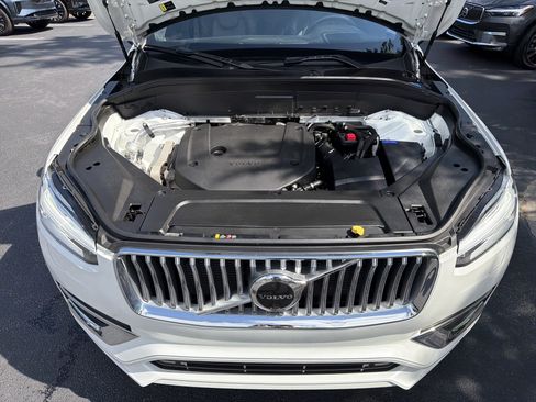 Certified 2023 Volvo XC90 B6 Ultimate w/ Lounge Package AWD/4WD image 36