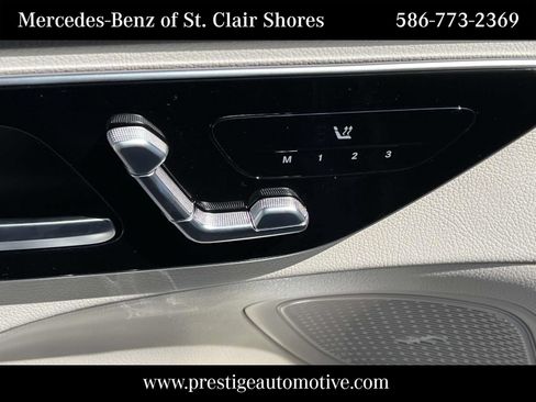 Used 2025 Mercedes-Benz C 300 4MATIC Sedan image 22