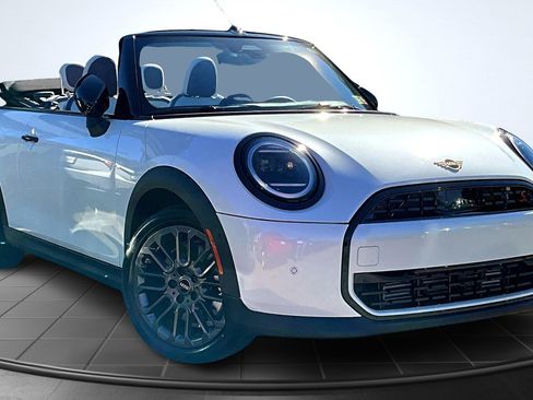 New 2026 MINI Cooper S image 2