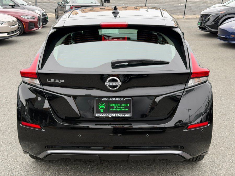 Used 2025 Nissan Leaf S FWD image 6