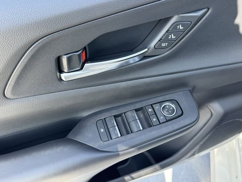 New 2026 Toyota Prius Plug-In Hybrid image 18