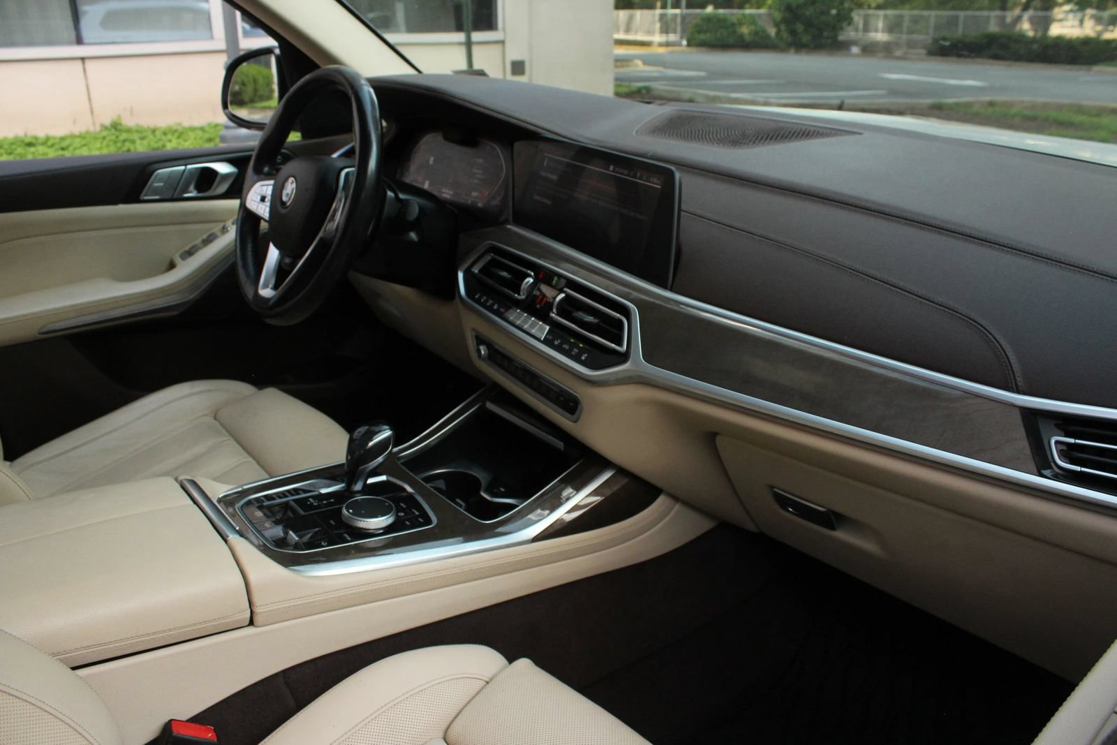 Used 2019 BMW X7 xDrive40i AWD/4WD image 26