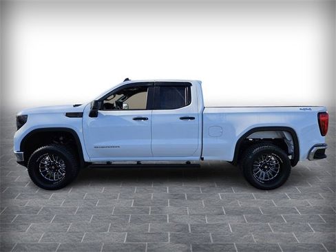 Used 2025 GMC Sierra 1500 Pro w/ Pro Value Package image 4