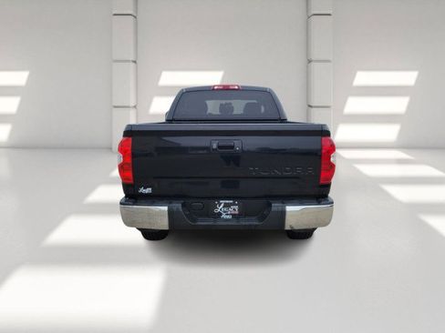 Used 2016 Toyota Tundra SR5 image 7