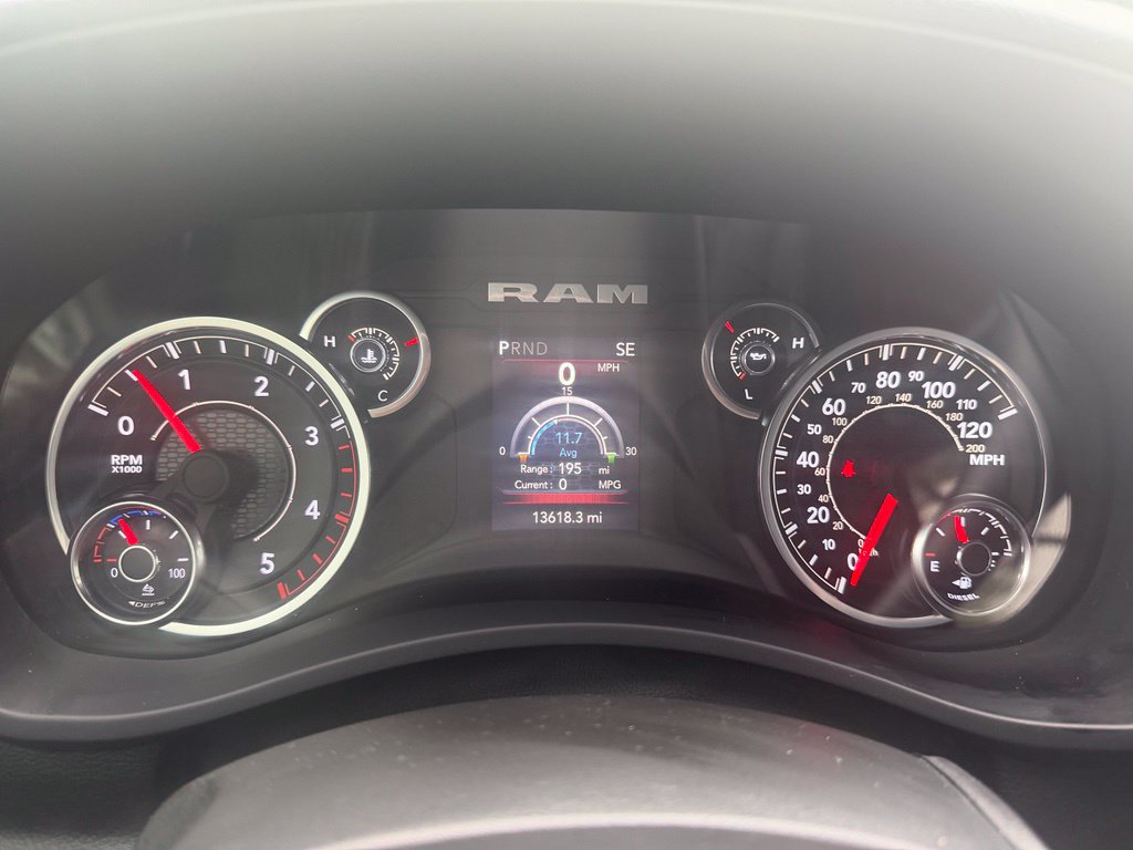 Used 2024 RAM 3500 Big Horn AWD/4WD image 8