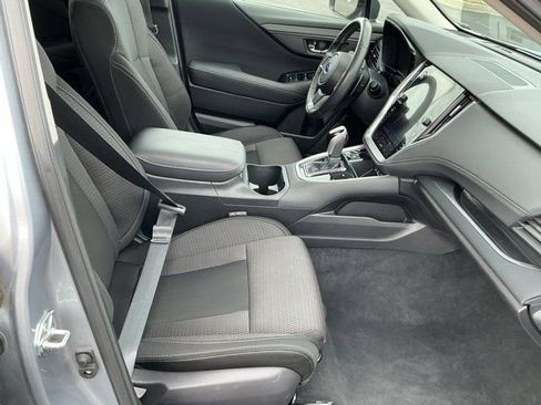 Used 2025 Subaru Outback Premium image 21