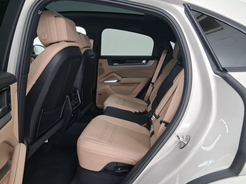New 2026 Porsche Cayenne Coupe image 30