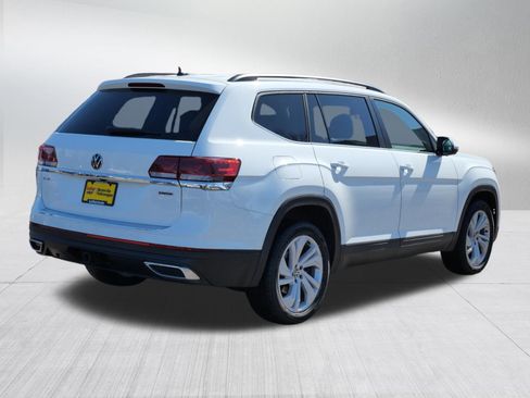 Certified 2021 Volkswagen Atlas SE w/ Towing Package image 7
