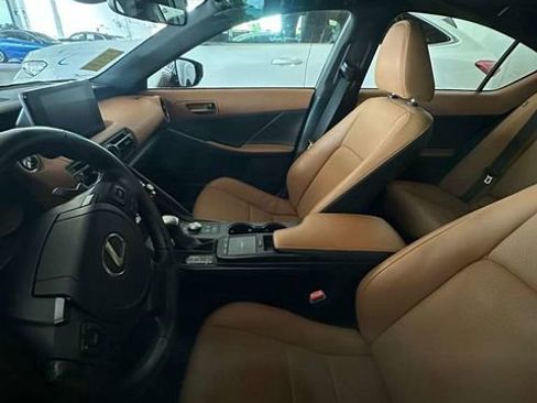 Used 2024 Lexus IS 350 F Sport RWD image 13