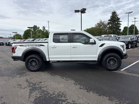 Used 2019 Ford F150 Raptor w/ Equipment Group 802A Luxury AWD/4WD image 34