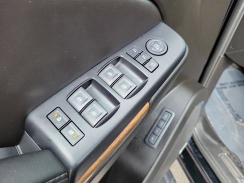 Used 2019 GMC Yukon XL Denali w/ Denali Ultimate Package RWD image 26