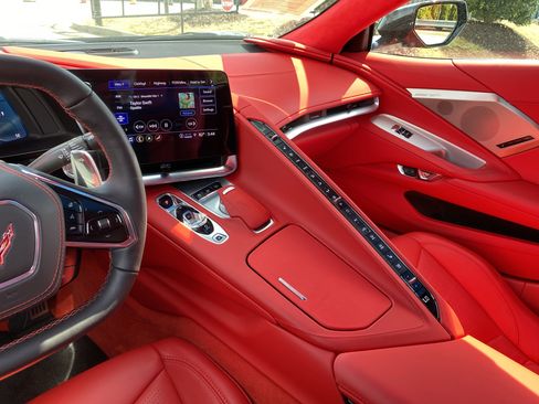 Used 2023 Chevrolet Corvette Stingray Premium Cpe w/ Z51 Performance Package image 30