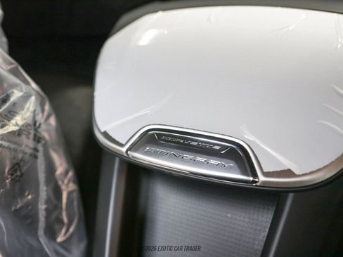 Used 2025 Chevrolet Corvette Stingray Premium Conv w/ Z51 Performance Package image 45