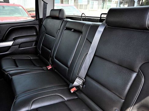Used 2018 Chevrolet Silverado 1500 LT w/ All Star Edition AWD/4WD image 11