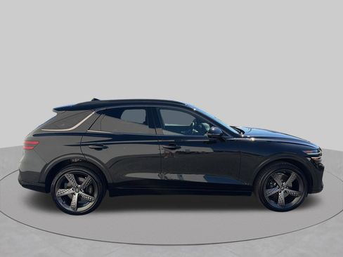 Used 2025 Genesis GV70 3.5T Sport w/ Sport Prestige Package AWD/4WD image 7
