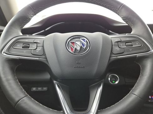 Used 2023 Buick Envision Avenir image 36