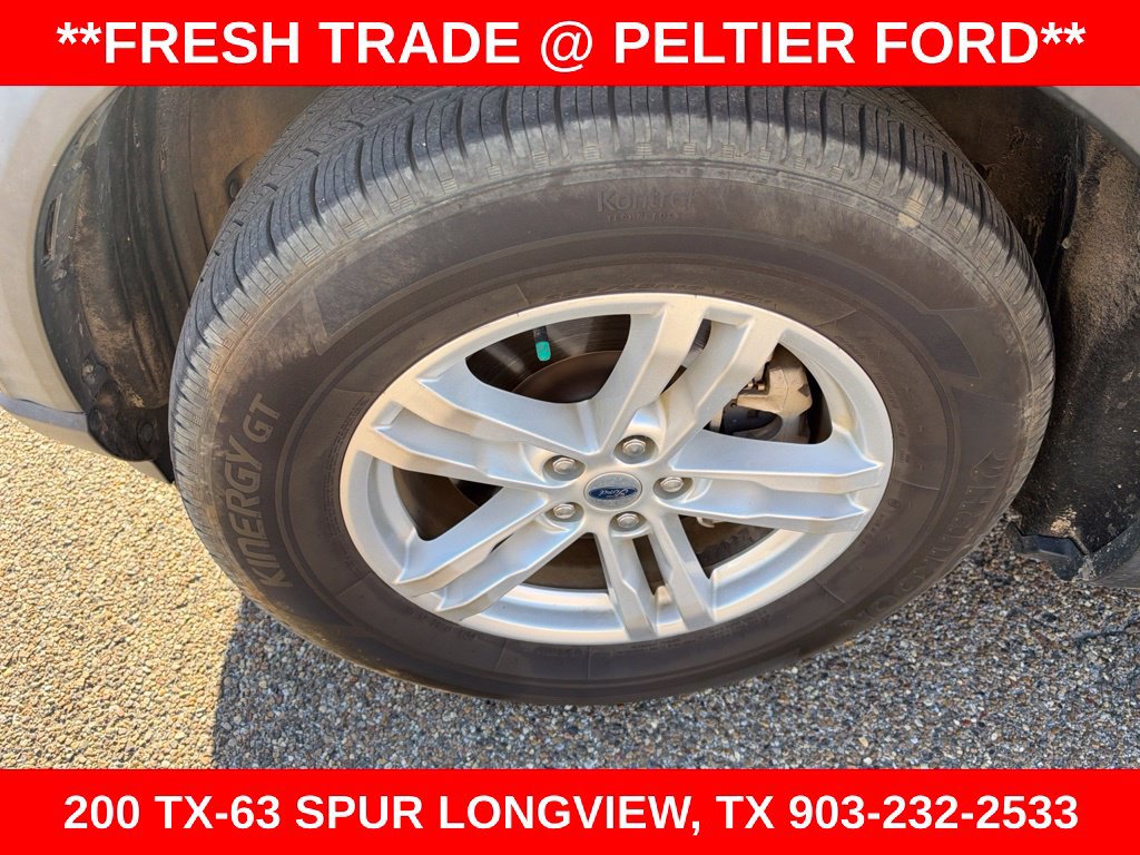 Used 2022 Ford Explorer XLT RWD image 4