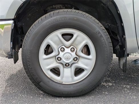 Used 2016 Toyota Tundra SR5 w/ SR5 Upgrade Package image 14