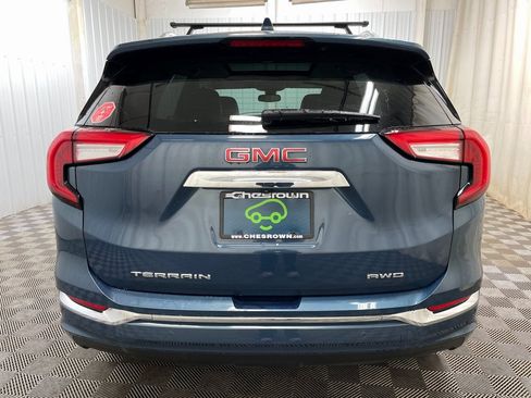 Certified 2024 GMC Terrain Denali w/ Denali Premium Package image 24