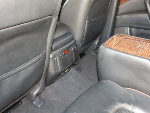 Used 2017 Nissan Armada Platinum w/ Captain Seat Package image 23