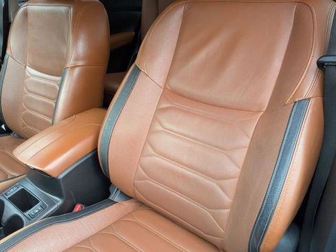 Used 2017 Nissan Rogue SL w/ SL Premium Package image 15