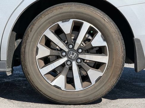 Used 2025 Honda Odyssey EX-L image 3