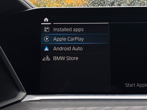 Used 2022 BMW X7 xDrive40i w/ M Sport Package image 3