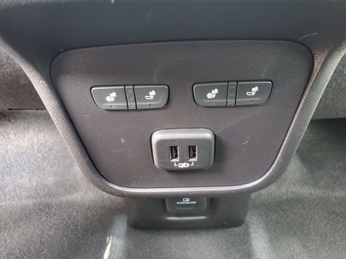 Certified 2024 Chevrolet Equinox Premier AWD/4WD image 16