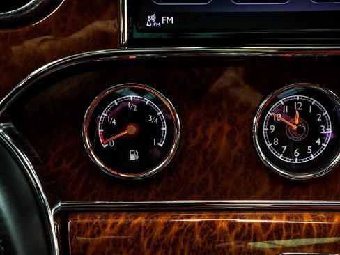 Used 2018 Bentley Mulsanne RWD image 33