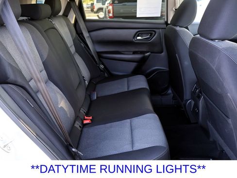 Used 2025 Nissan Rogue SV FWD image 19