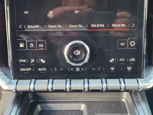 Used 2025 GMC Acadia Elevation image 21