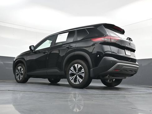 Used 2023 Nissan Rogue SV FWD image 60