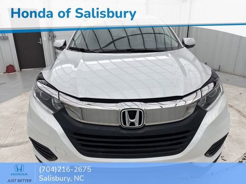 Used 2021 Honda HR-V LX image 2