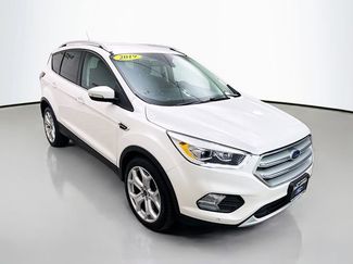 Used 2019 Ford Escape Titanium image 1
