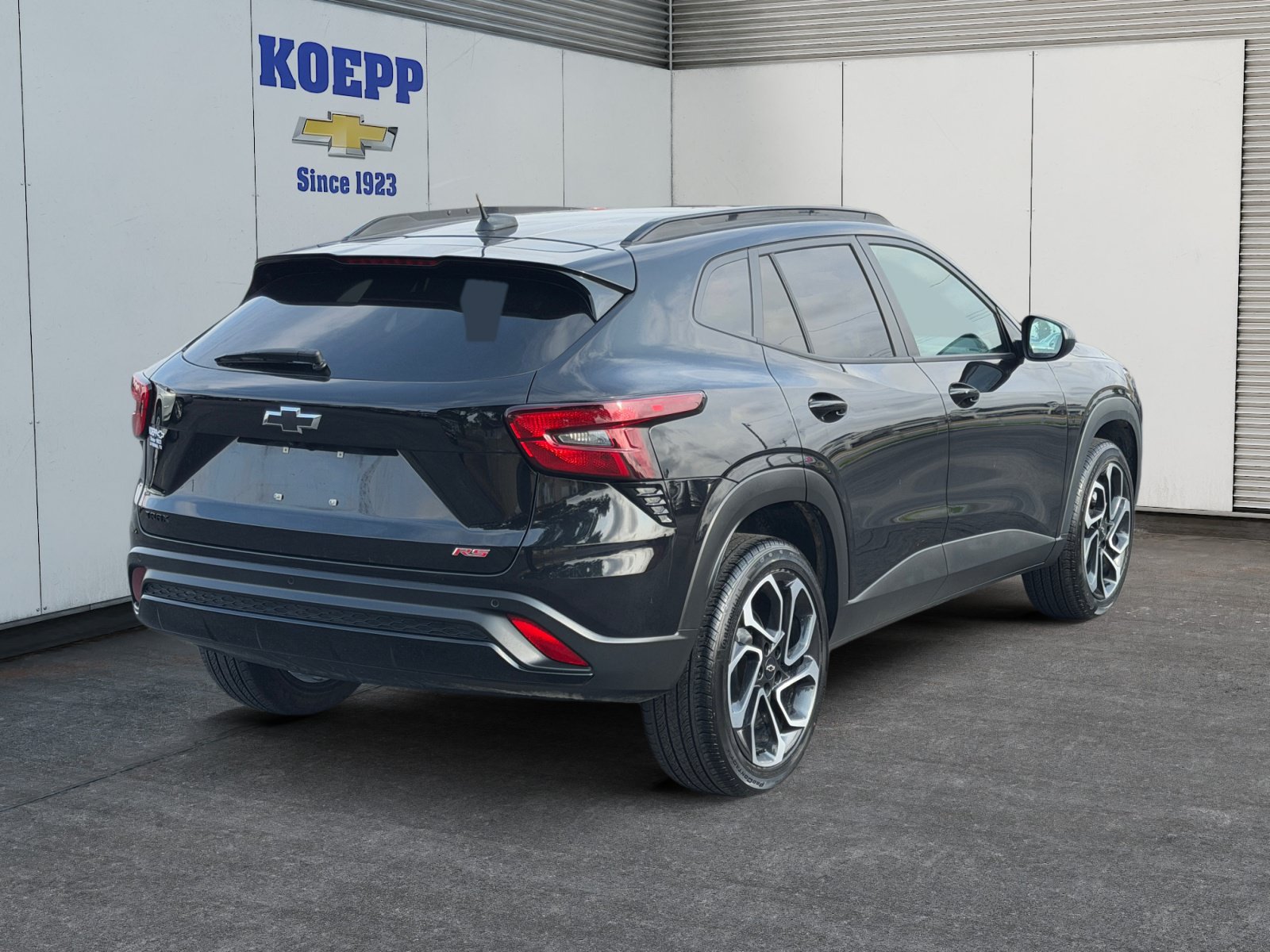 Used 2025 Chevrolet Trax RS w/ Driver Confidence Package FWD image 5