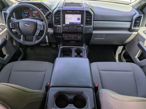 Certified 2022 Ford F250 XLT w/ XLT Value Package AWD/4WD image 8