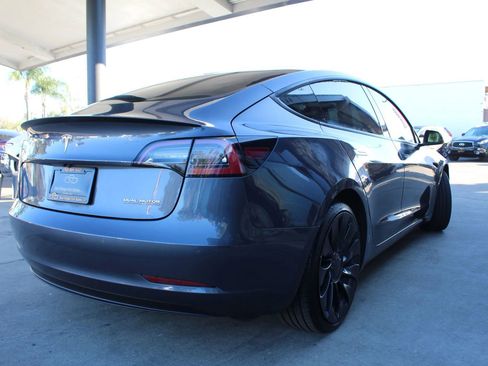 Used 2022 Tesla Model 3 Performance image 5
